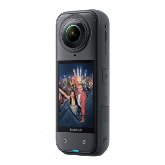 Insta360 X5 Essentials Bundle